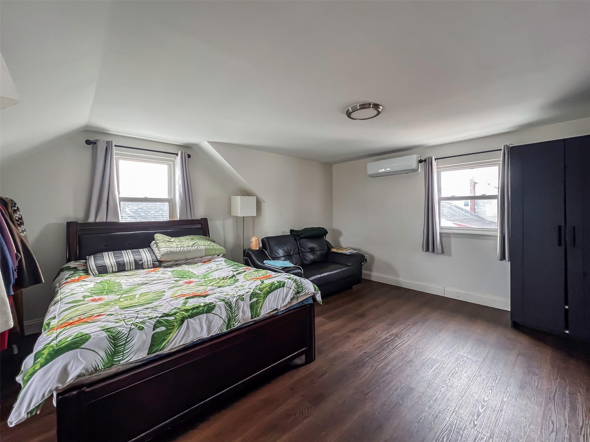 70 Bruce Avenue, Hicksville, New York image 19
