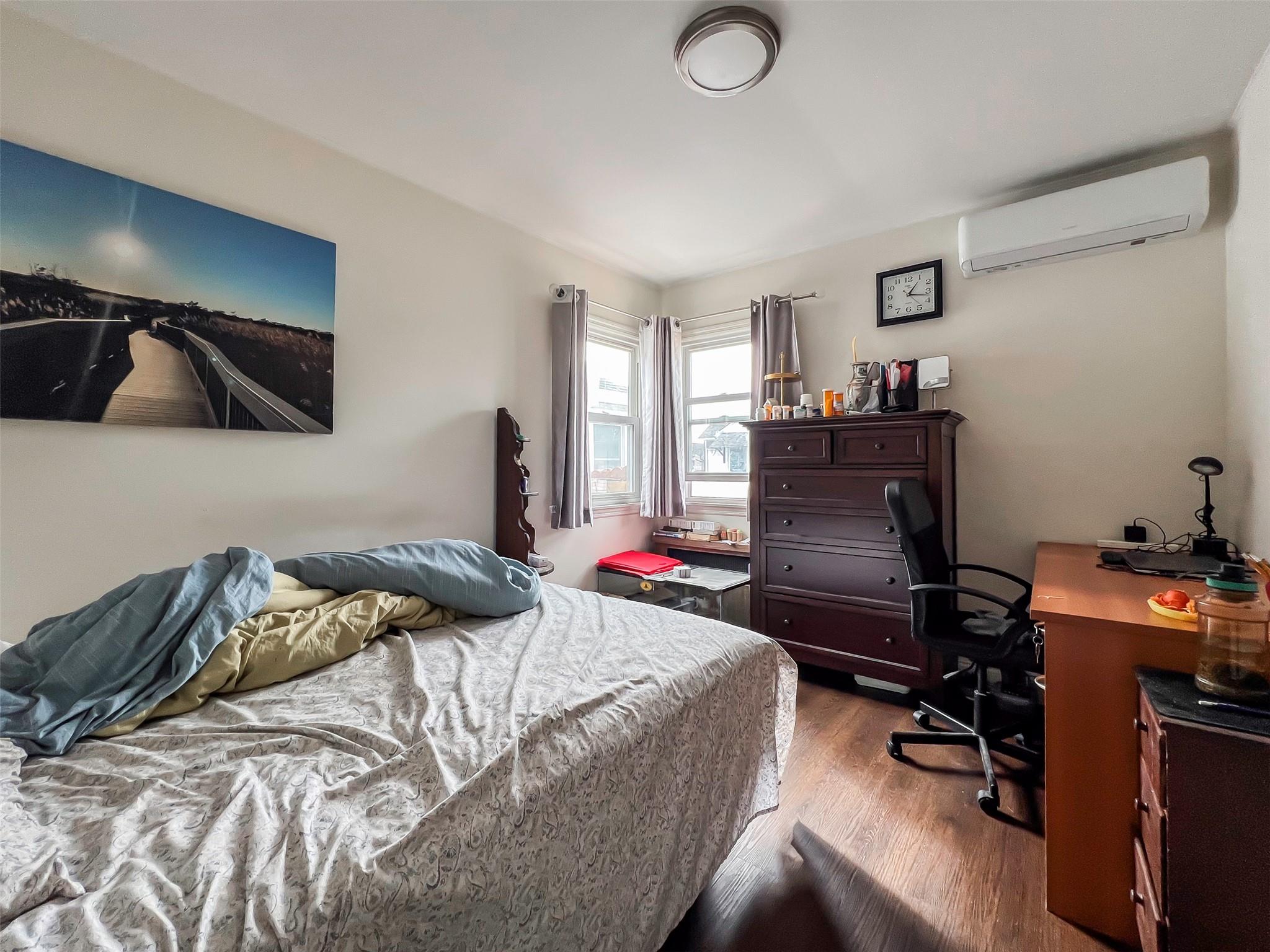 70 Bruce Avenue, Hicksville, New York image 13