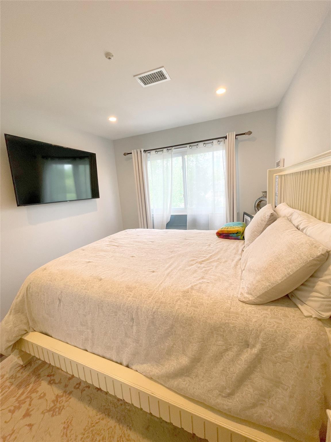 28 Pameeches Path, East Moriches, New York image 15