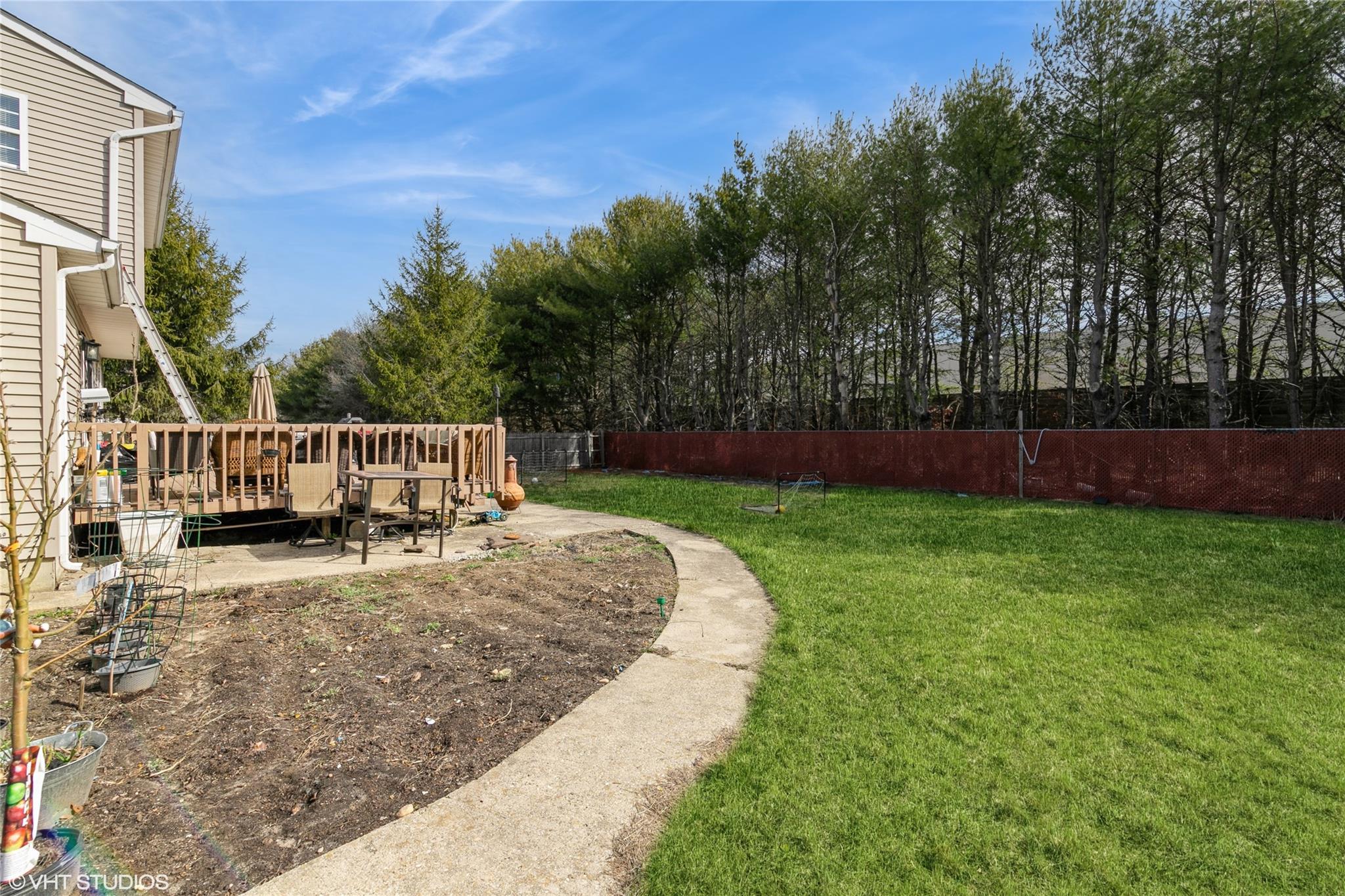 33 Sundown Drive, Bellport, New York image 15