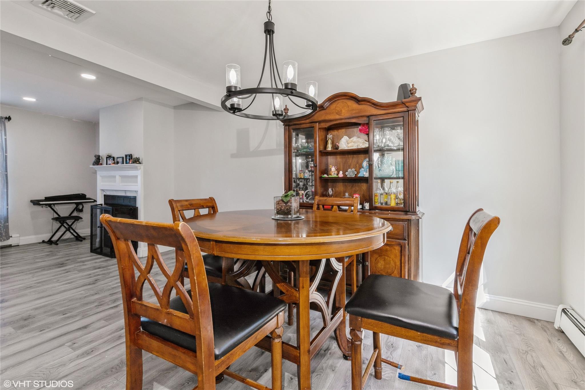33 Sundown Drive, Bellport, New York image 6