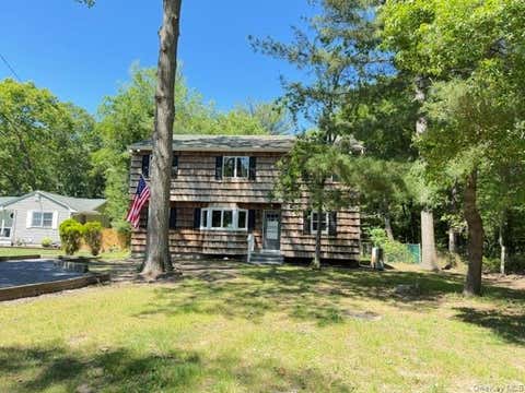 Homes For Sale - 130 Park Lane<br/> Middle Island, NY 11953