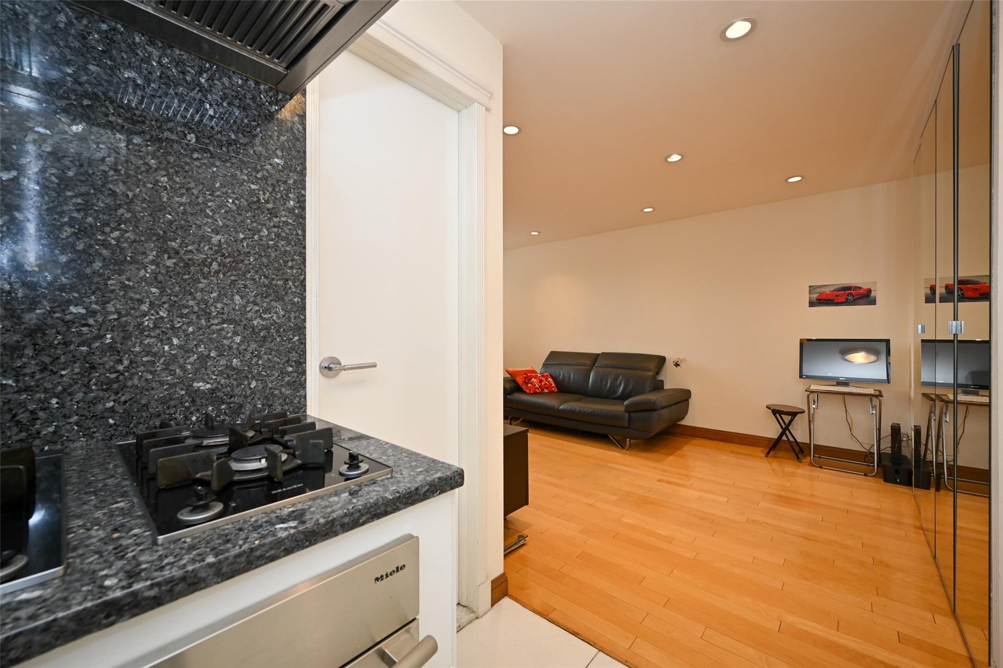 99-60 63rd Road #9Y, Rego Park, New York image 13