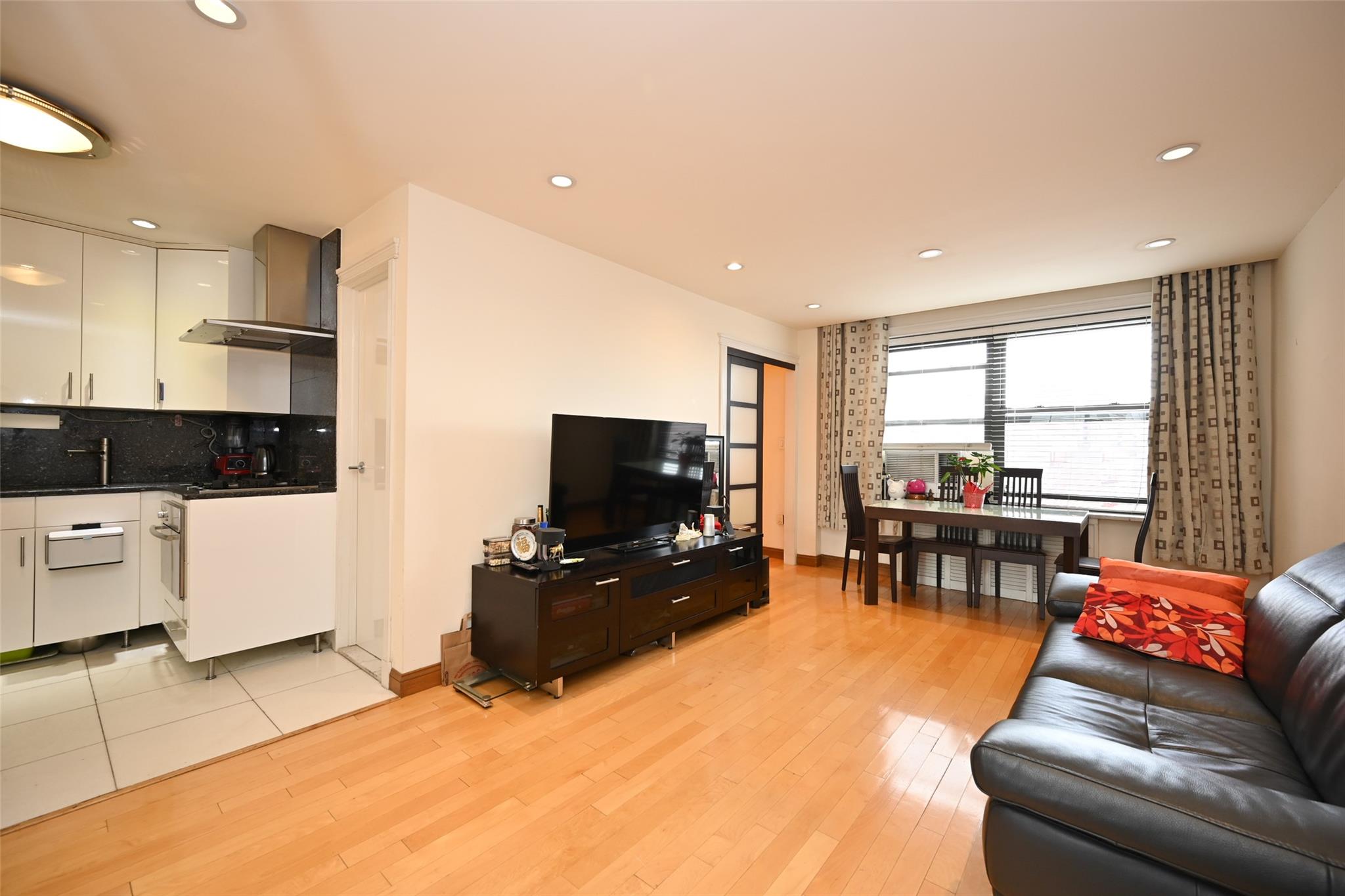 99-60 63rd Road #9Y, Rego Park, New York image 8