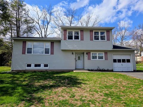 15 Cypress Lane Orangeburg NY 10962