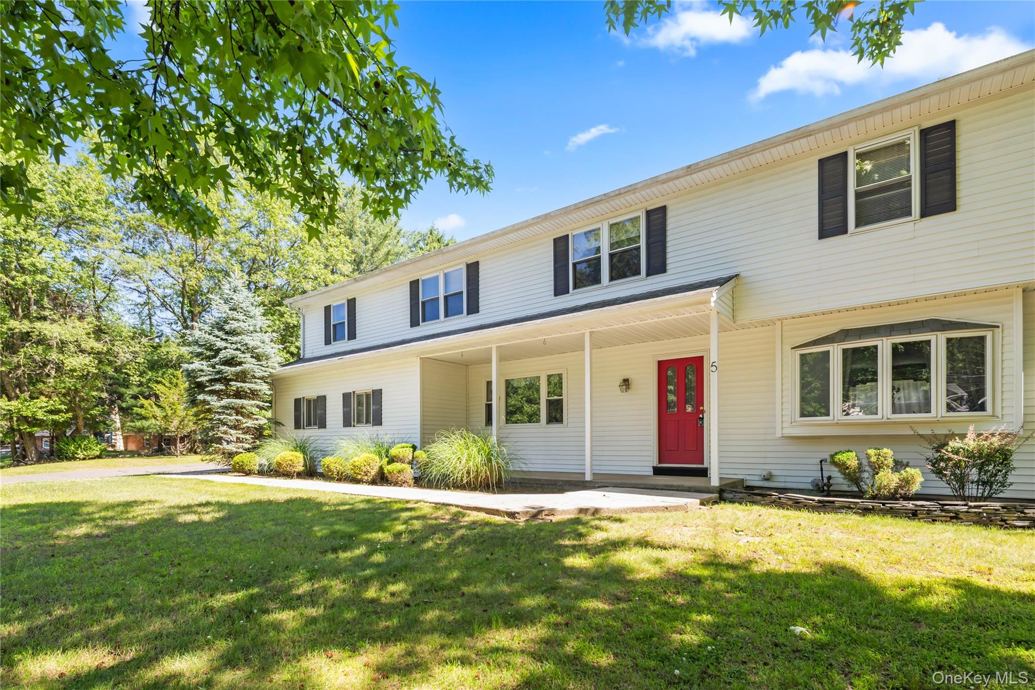 5 Daisy Court