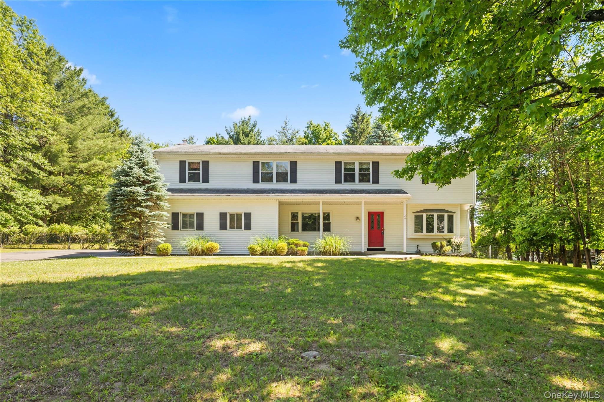5 Daisy Court