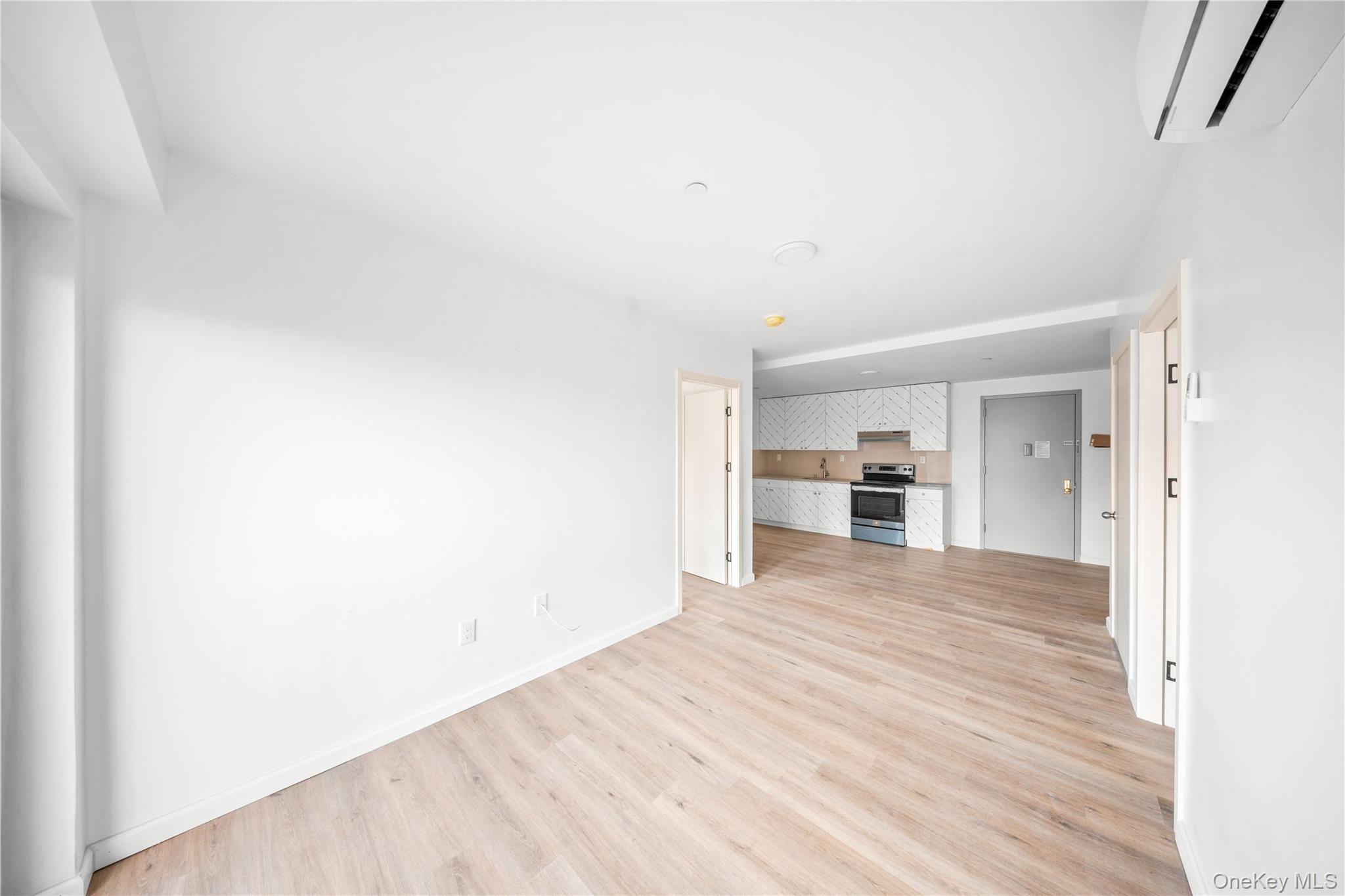 70-40 45 Avenue 7G