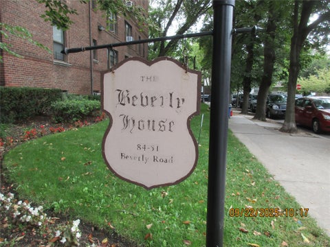 Homes For Sale - 84-51 Beverly Road #2-S<br/> Queens County, Kew Gardens, NY 11415