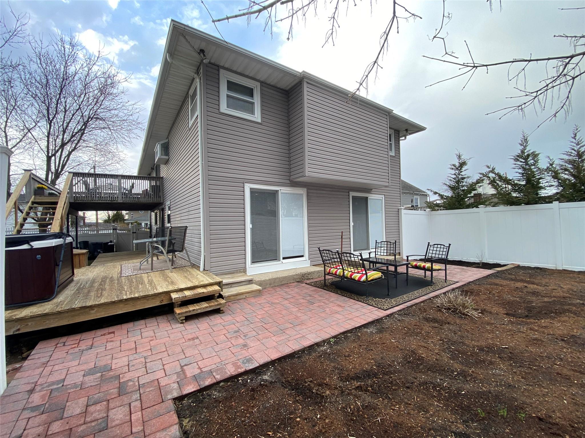 4081 N Massachusetts Avenue, Island Park, New York image 28