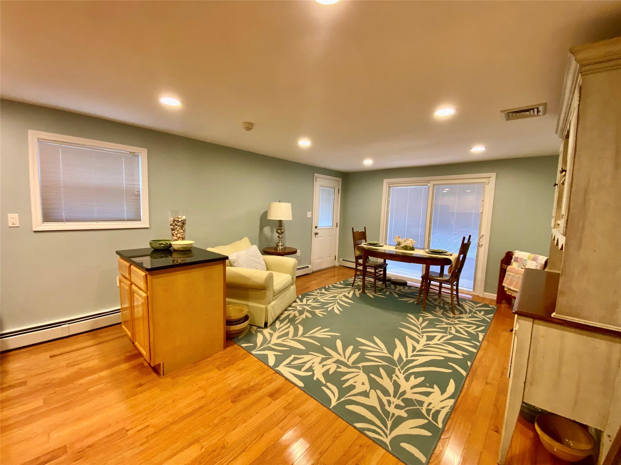 4081 N Massachusetts Avenue, Island Park, New York image 23