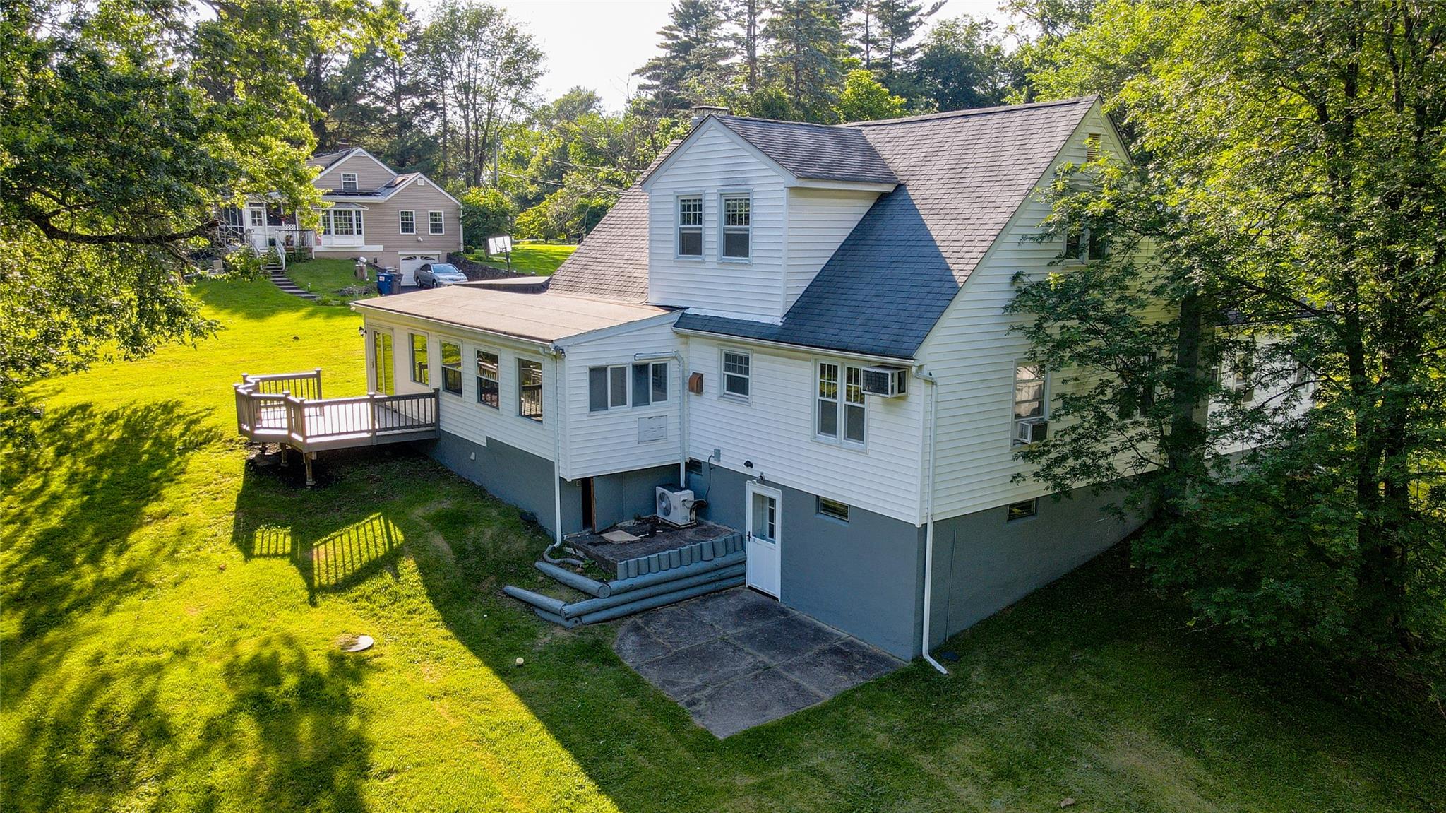 12 Edge Hill Road