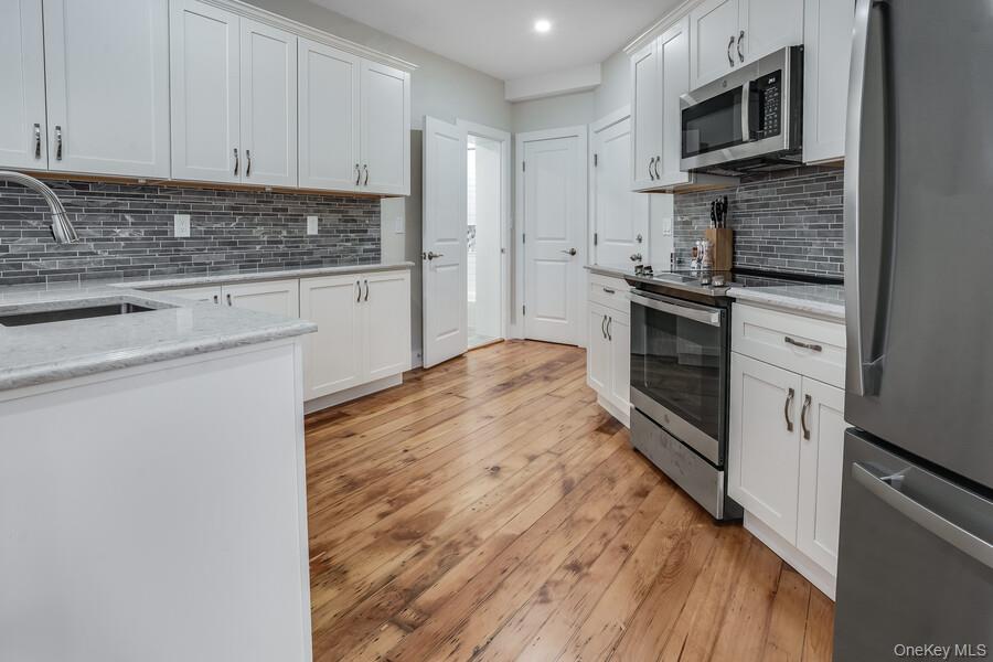 16 S Division Street 2B