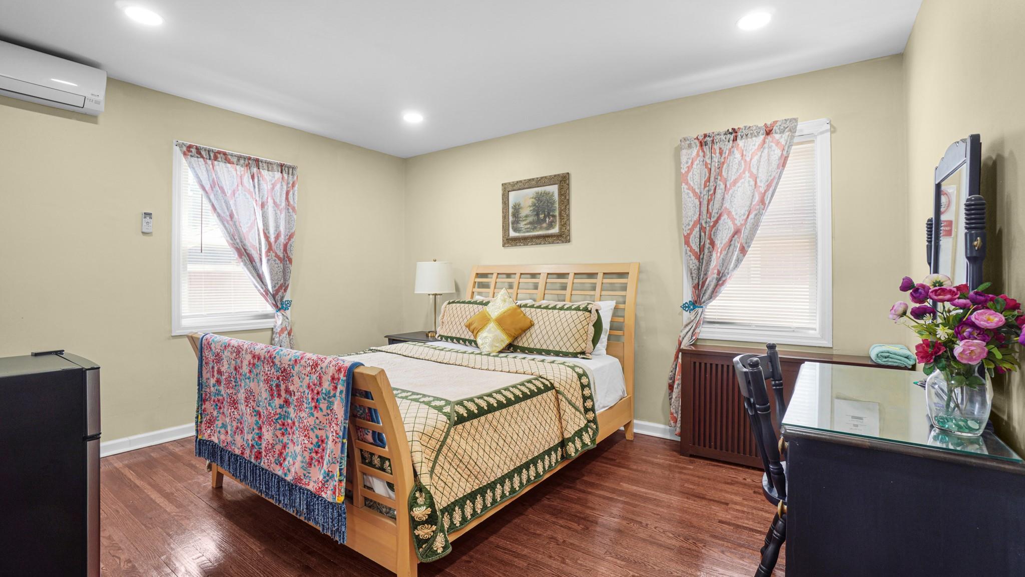 74 Locustwood Boulevard, Elmont, New York image 8