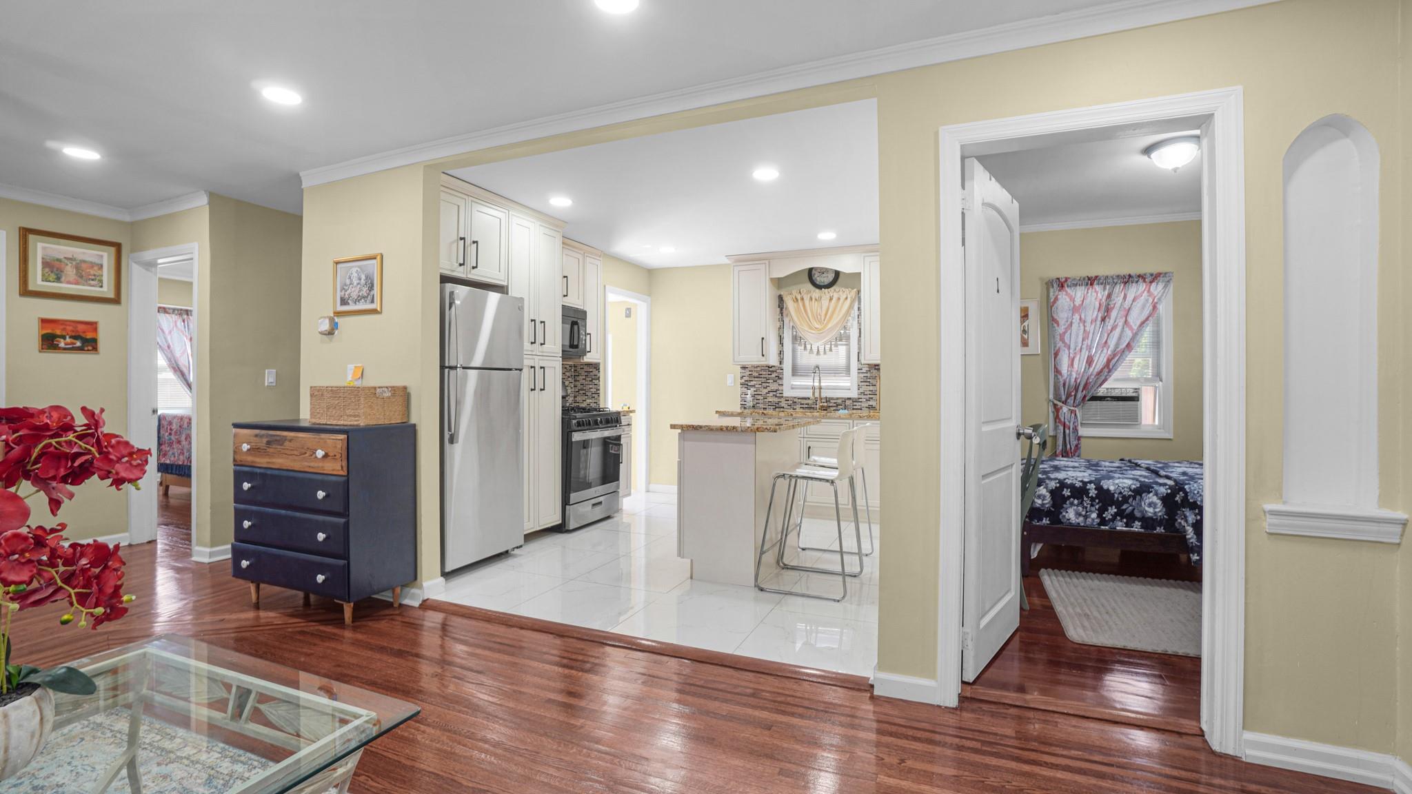 74 Locustwood Boulevard, Elmont, New York image 5