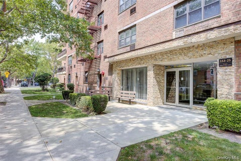 Homes For Sale - 153-25 88 Street #3A<br/> Howard Beach, NY 11414