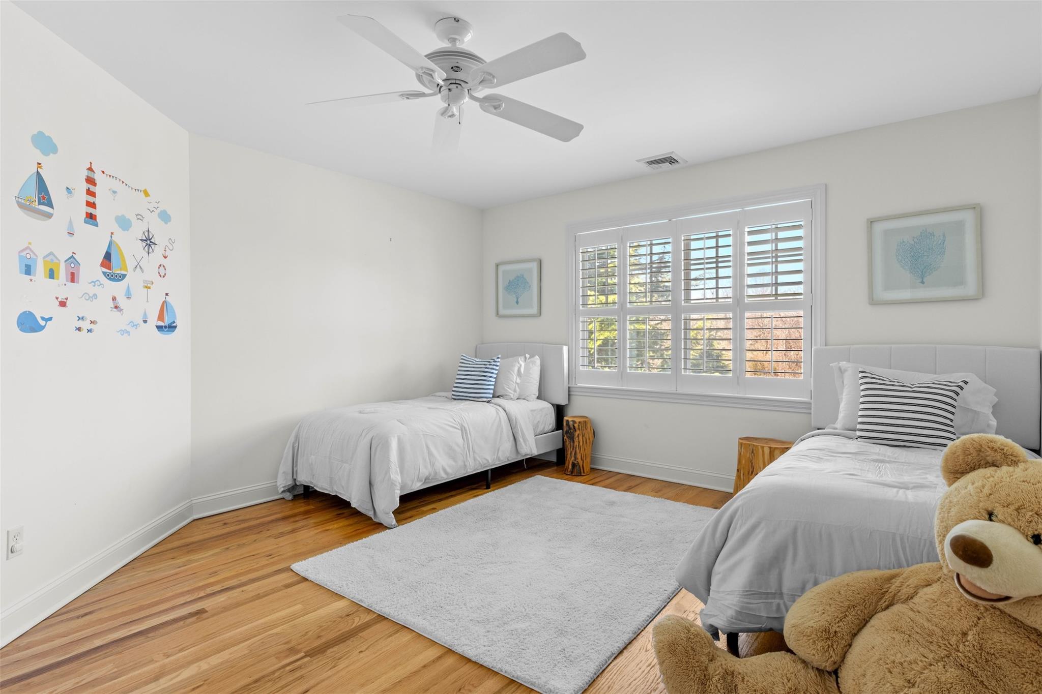 155 Caiola Court, Greenport, New York image 24