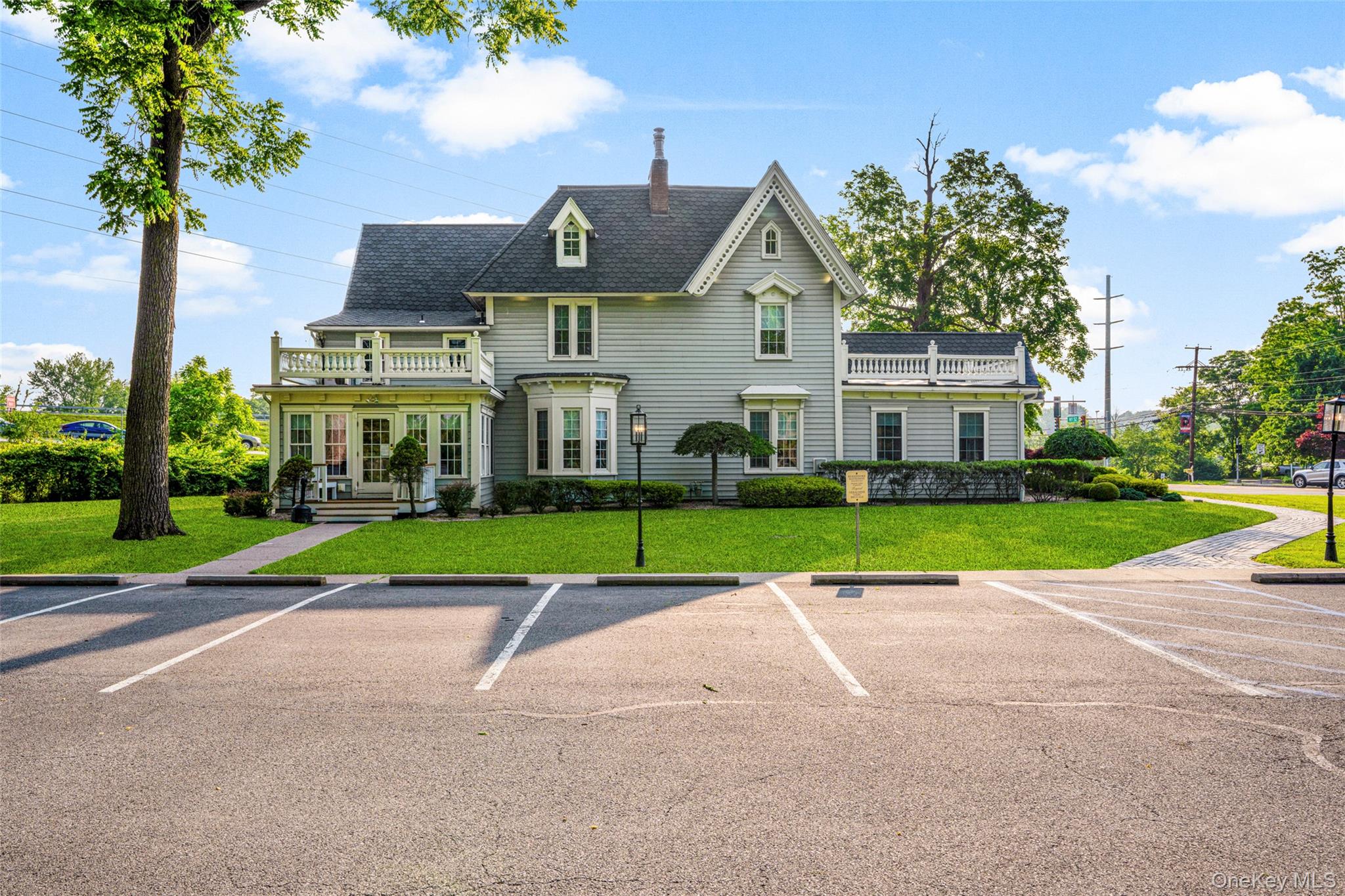 892 Main Street