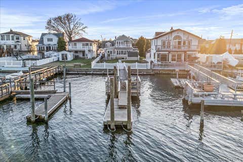 Homes For Sale - 3451 Bay Front<br/> Baldwin, NY 11510