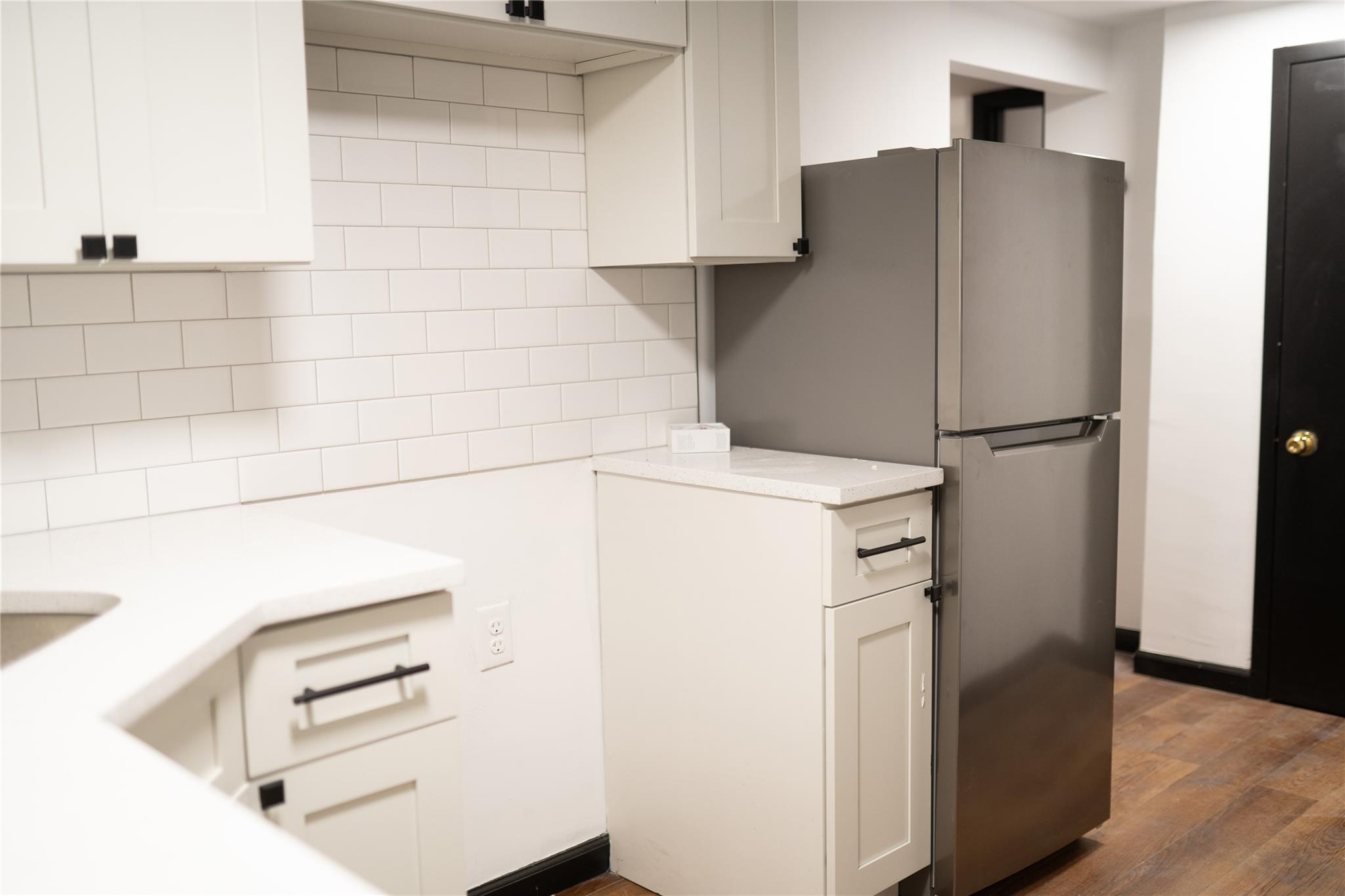 Rental Property at 116th Avenue, Hollis, Queens, NY - Bedrooms: 1 
Bathrooms: 1 
Rooms: 3  - $1,900 MO.