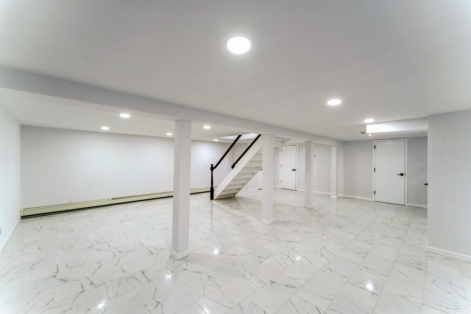 506 N Hopatcong Avenue, West Hempstead, New York image 12