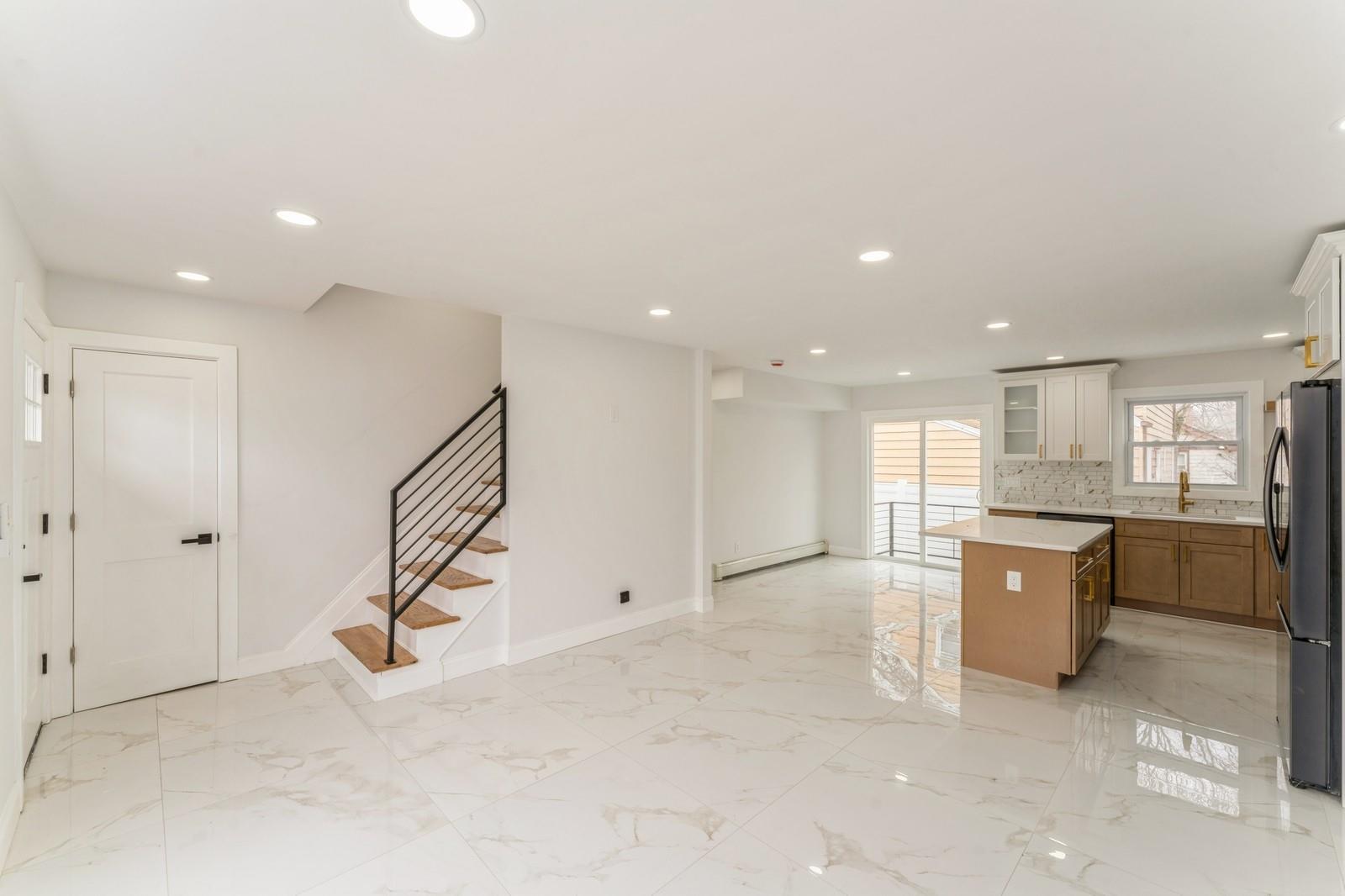 506 N Hopatcong Avenue, West Hempstead, New York image 5