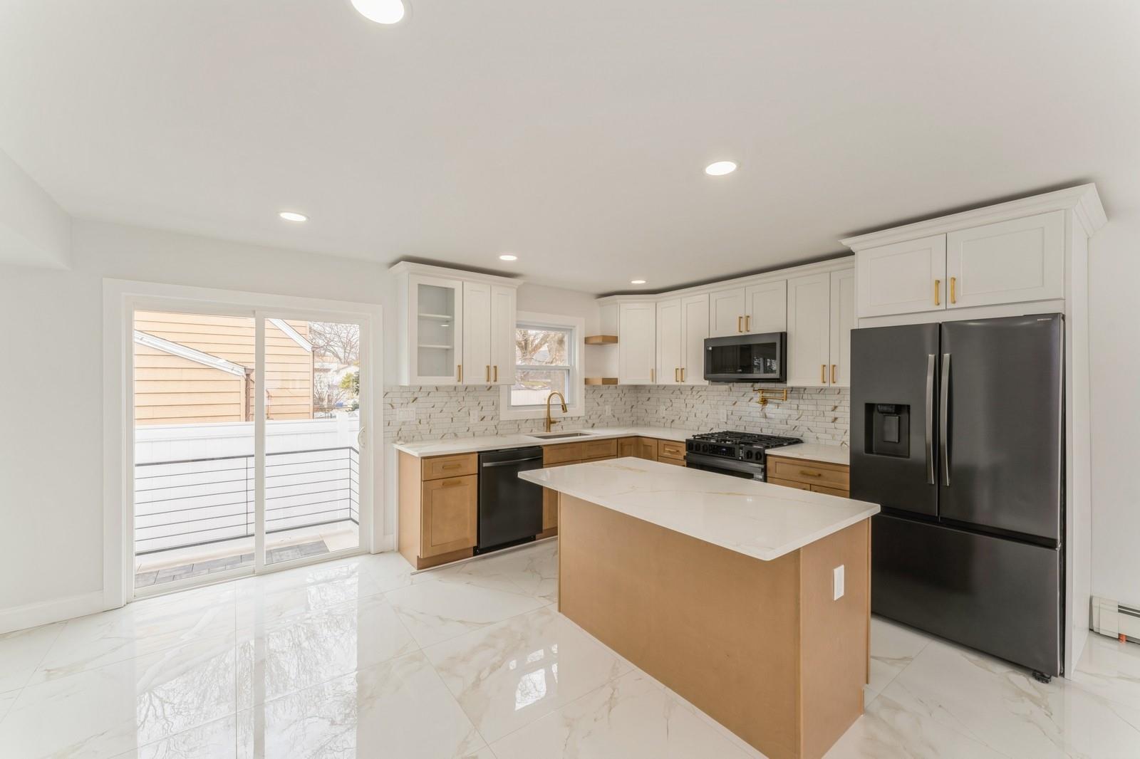 506 N Hopatcong Avenue, West Hempstead, New York image 6