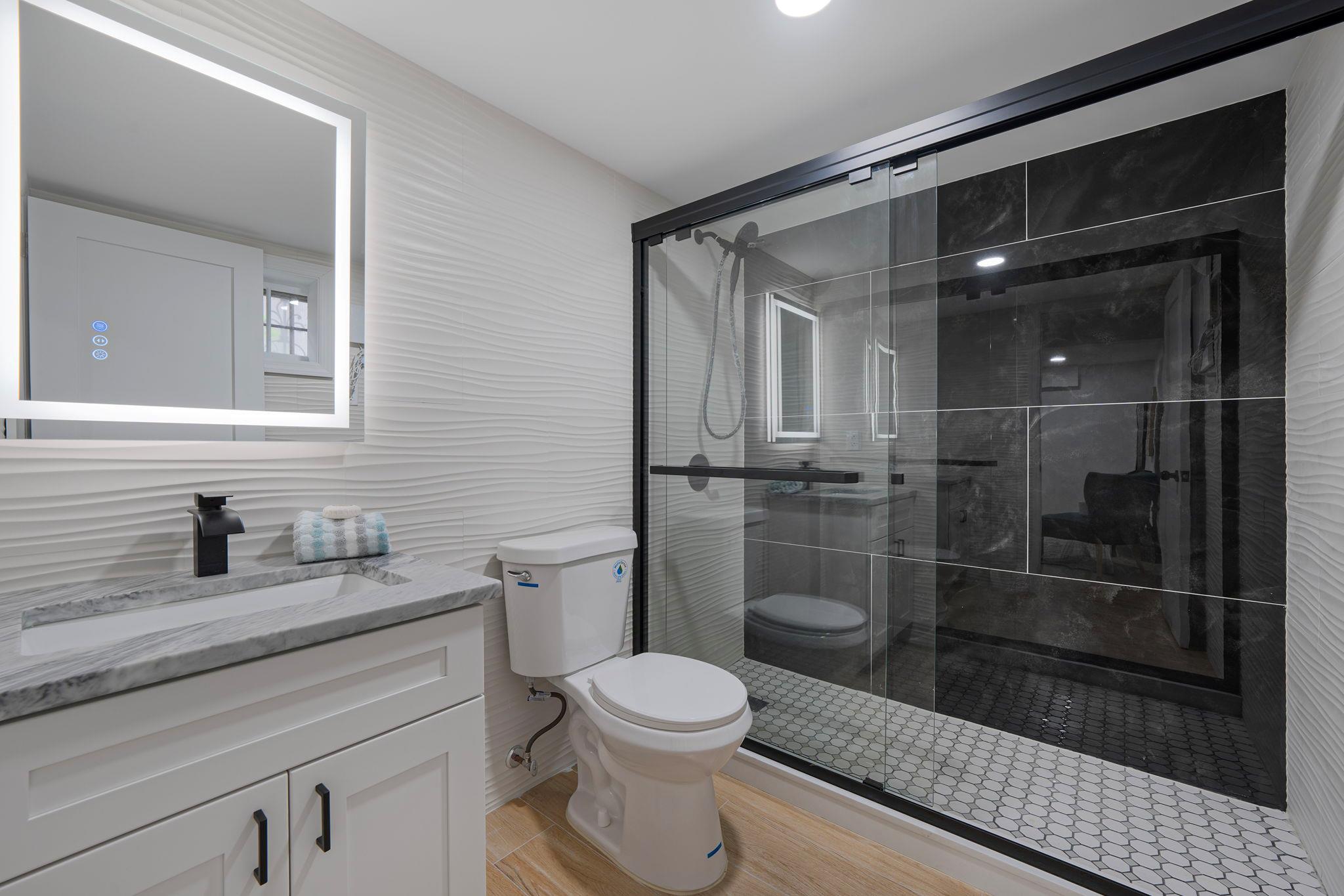 379 White Rd Mineola Rd, Mineola, New York image 16