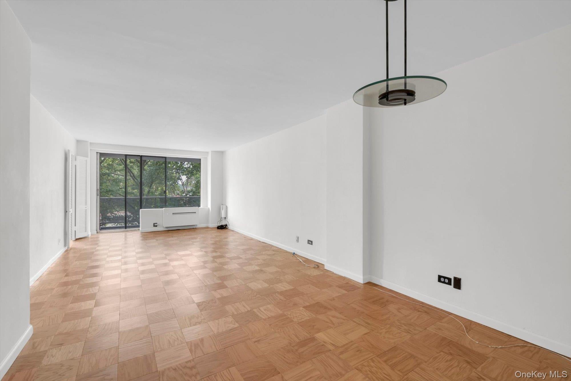 61-20 Grand Central Parkway C303