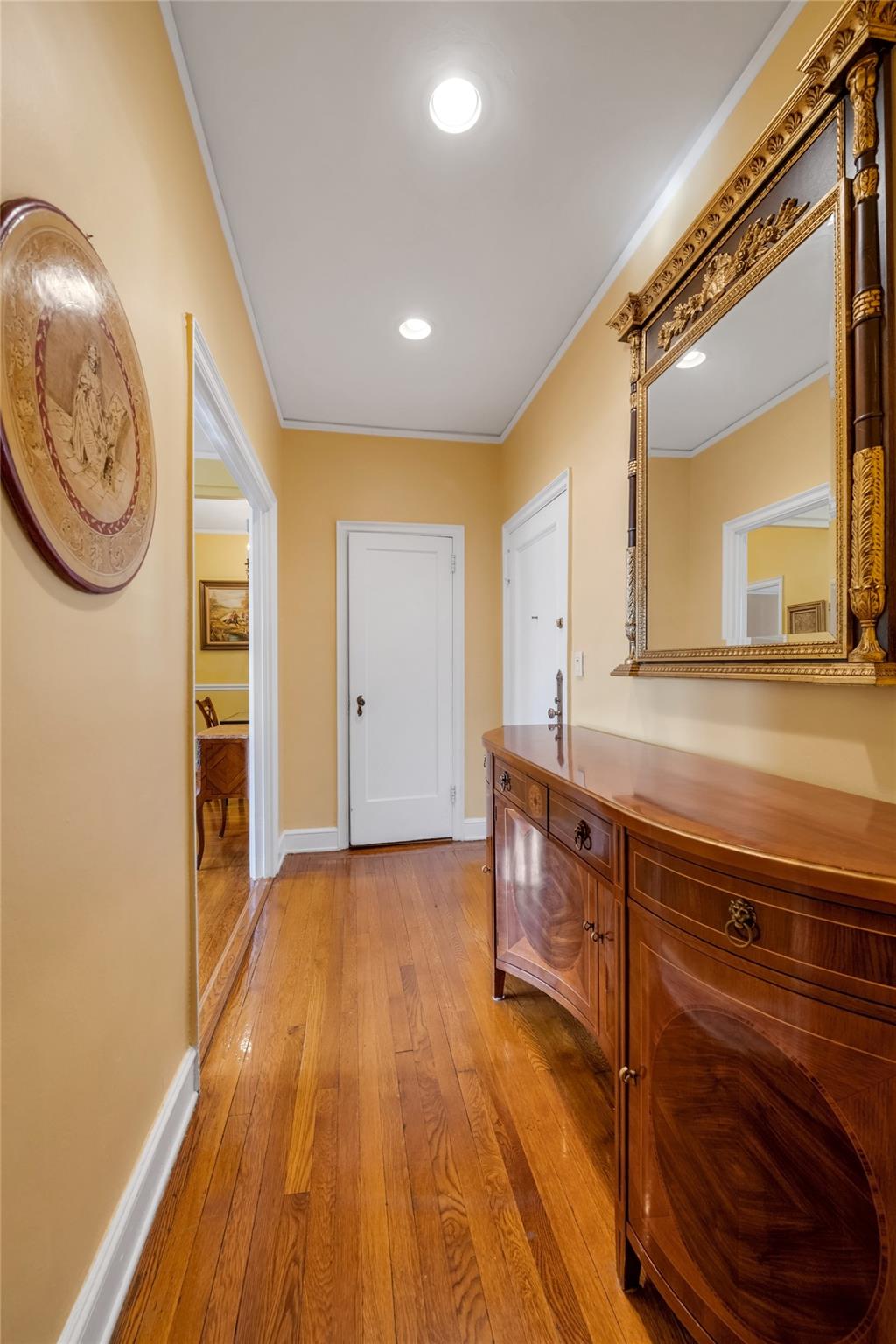 8 Barstow Road #3E, Great Neck, New York image 11