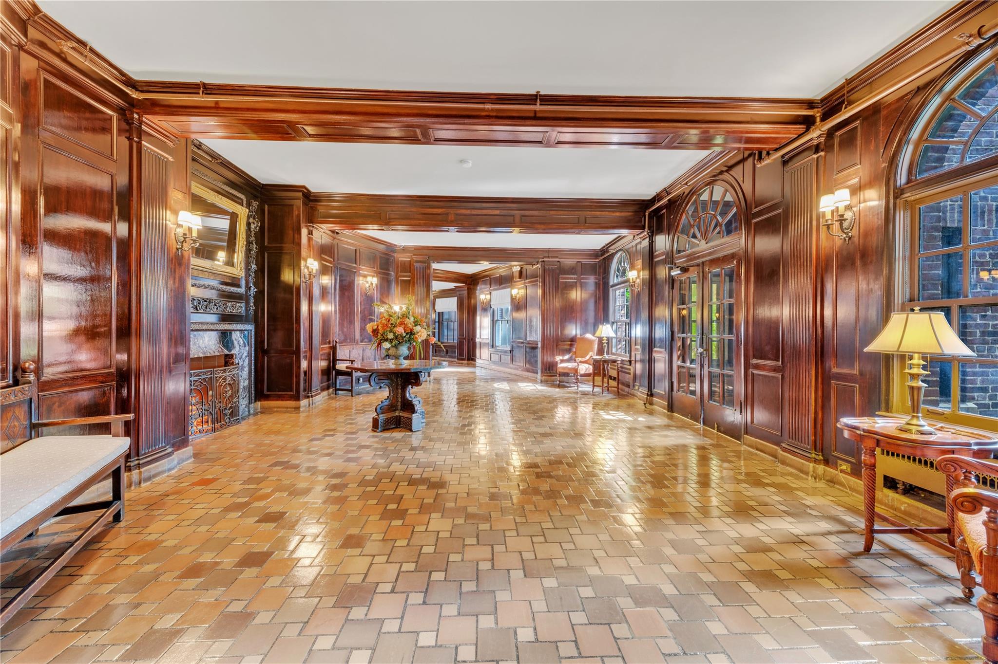 8 Barstow Road #3E, Great Neck, New York image 16