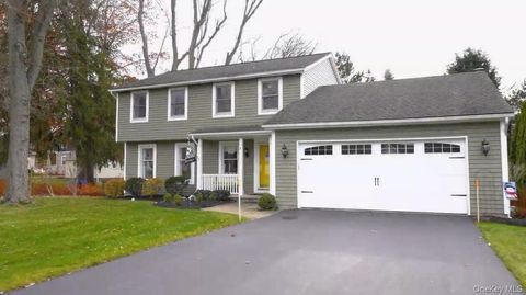 1 Shadow Vale Shadow Vale Dr, Drive Call Listing Agent NY 14526