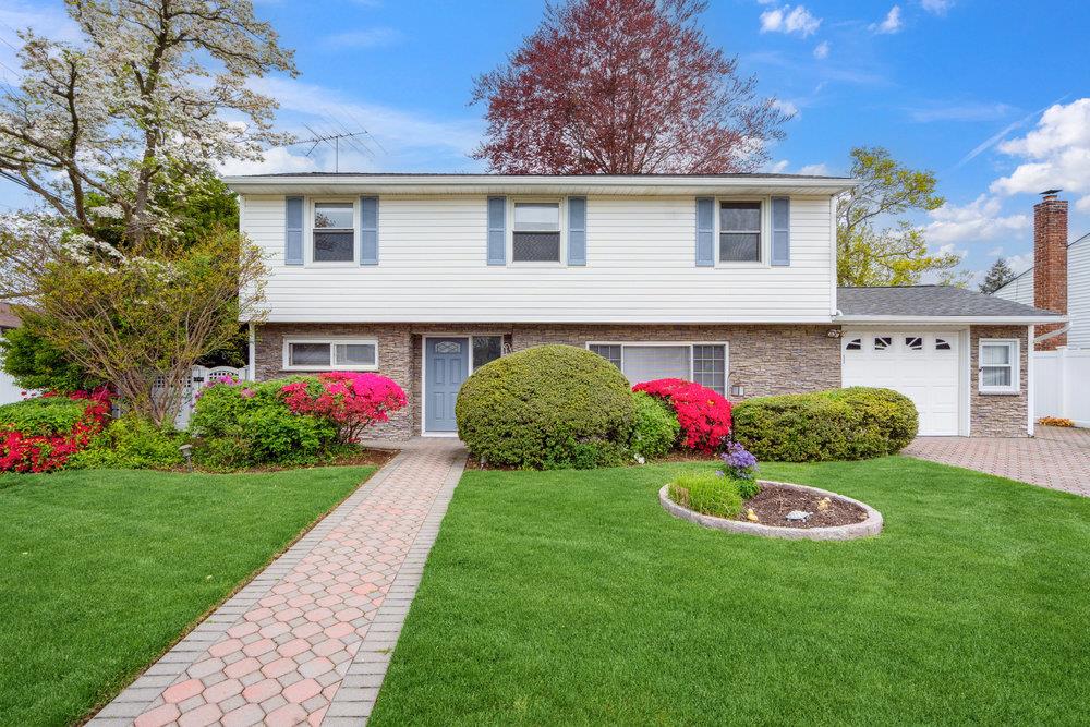348 N Rutherford Avenue, Massapequa, New York image 3