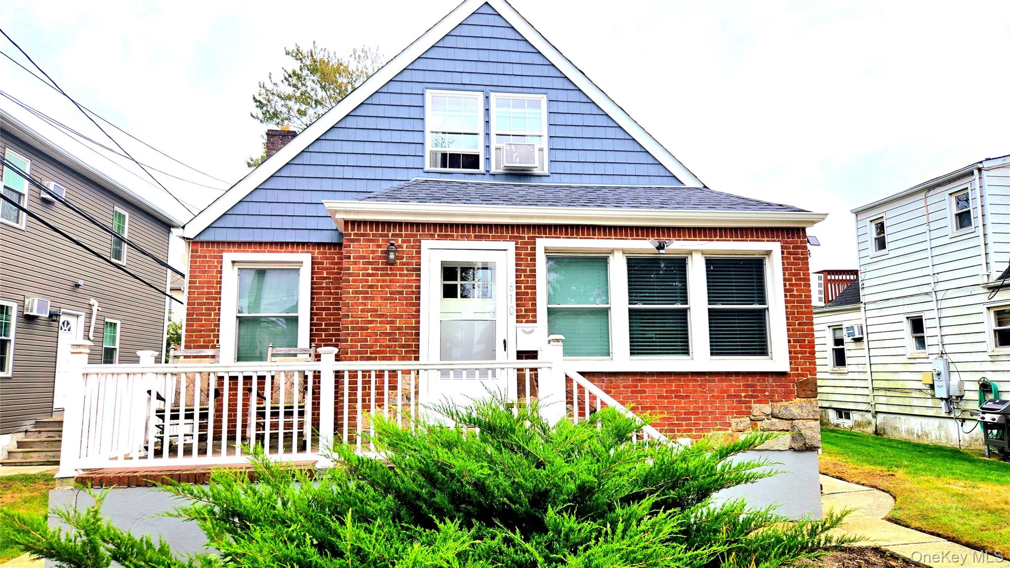 Long Beach, New York 11561, United States, 3 Bedrooms Bedrooms, ,2 BathroomsBathrooms,Residential,Coming Soon,226968