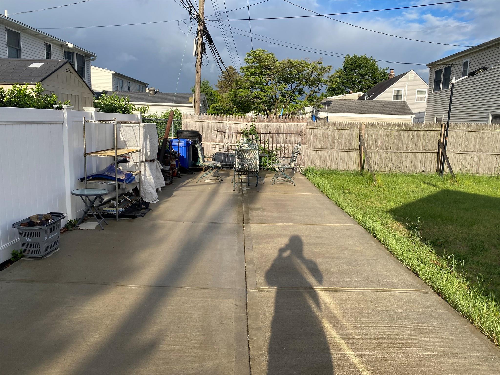 115 Wolcott Rd, Levittown, New York image 11