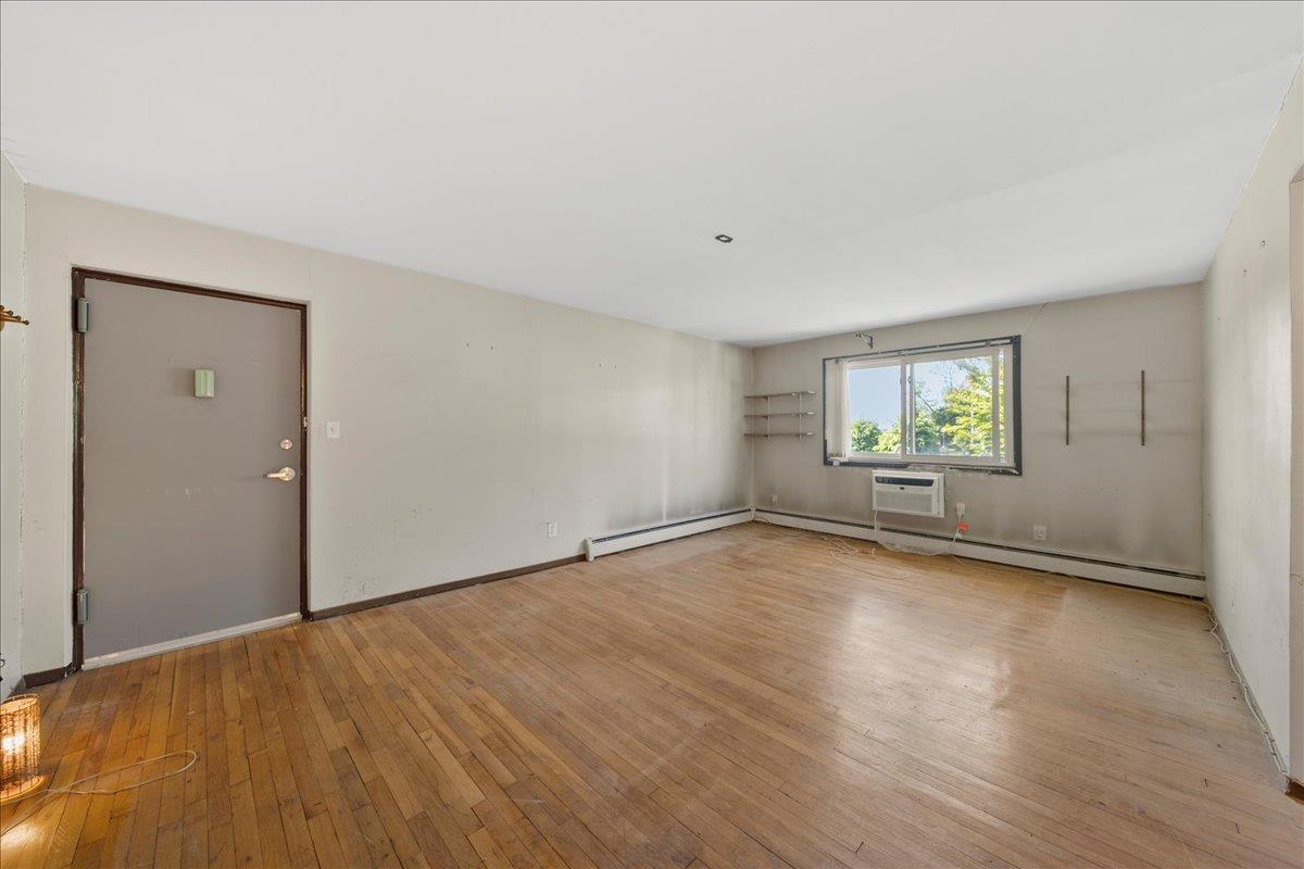 200 Merrick Road #Q, Amityville, New York image 8