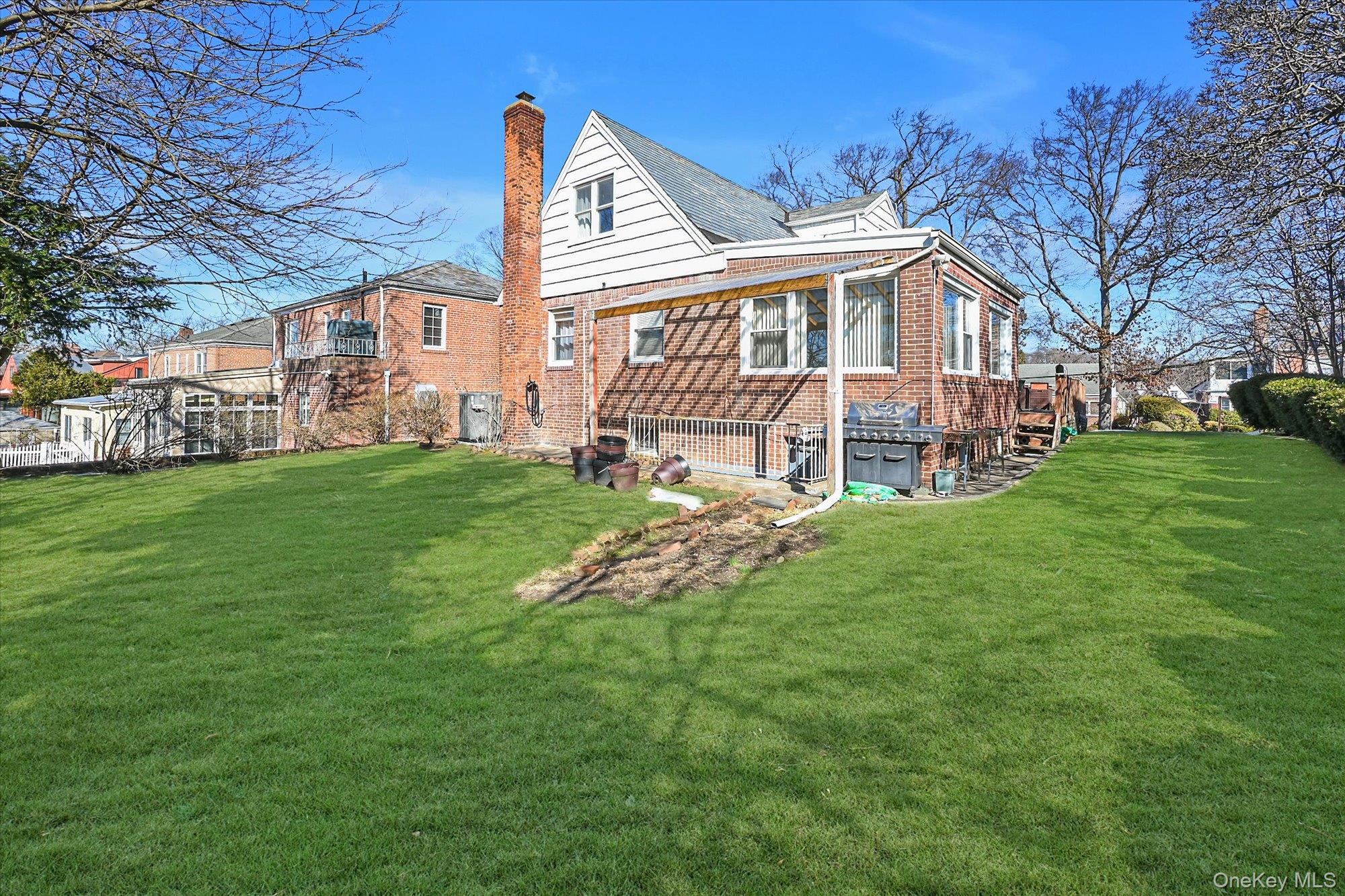 18432 Cambridge Road