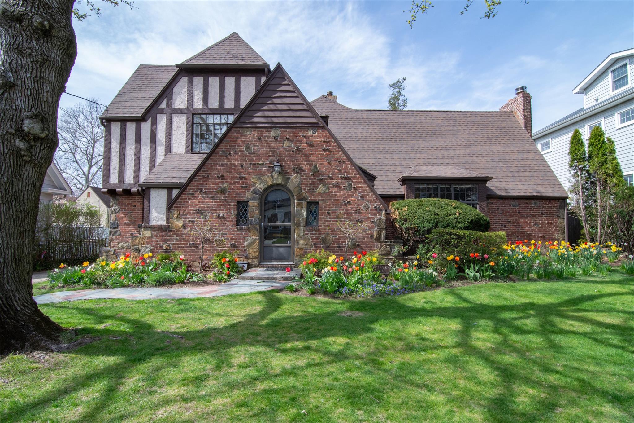 125 Reed Avenue, Pelham, New York image 3