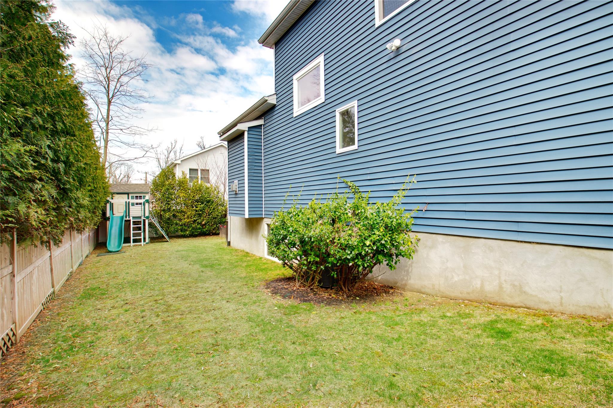 1 N Bayview Avenue, Port Washington, New York image 31