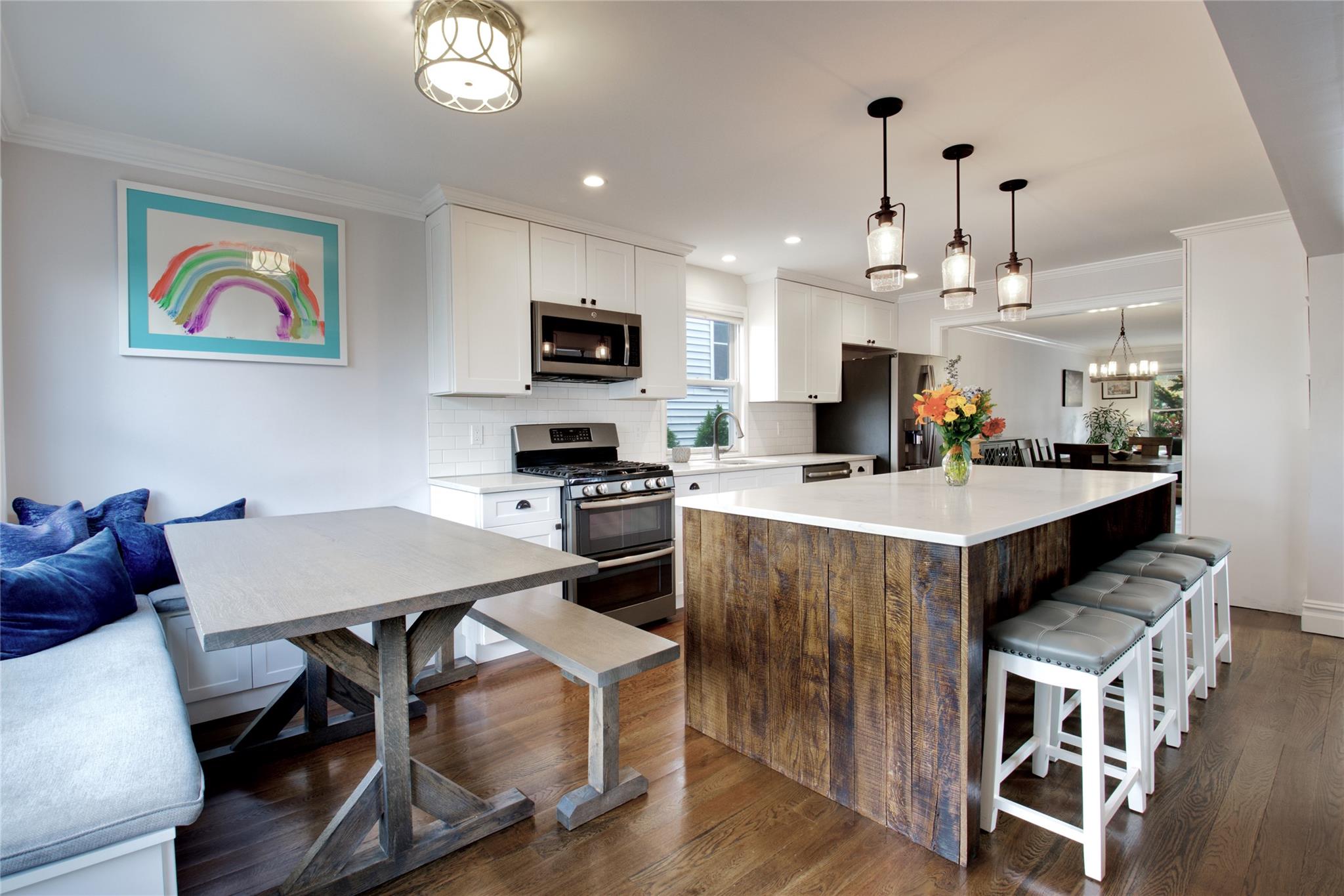 1 N Bayview Avenue, Port Washington, New York image 3