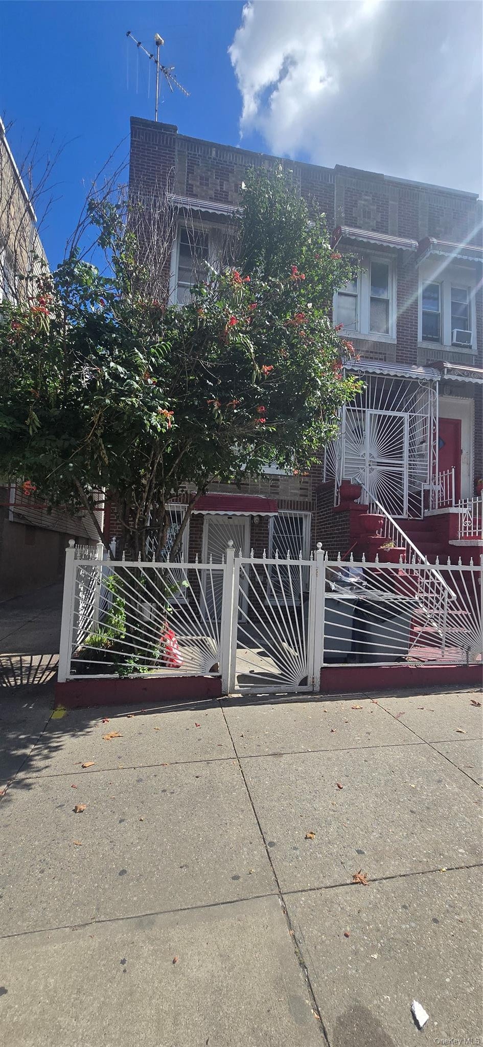 1348 Elder Avenue