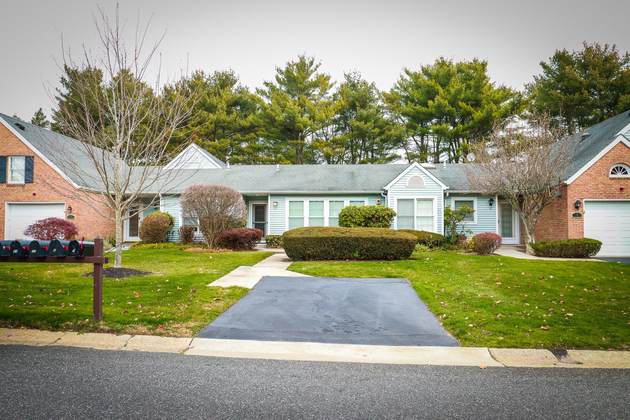 11 Chippendale Drive, Mount Sinai, New York image 1