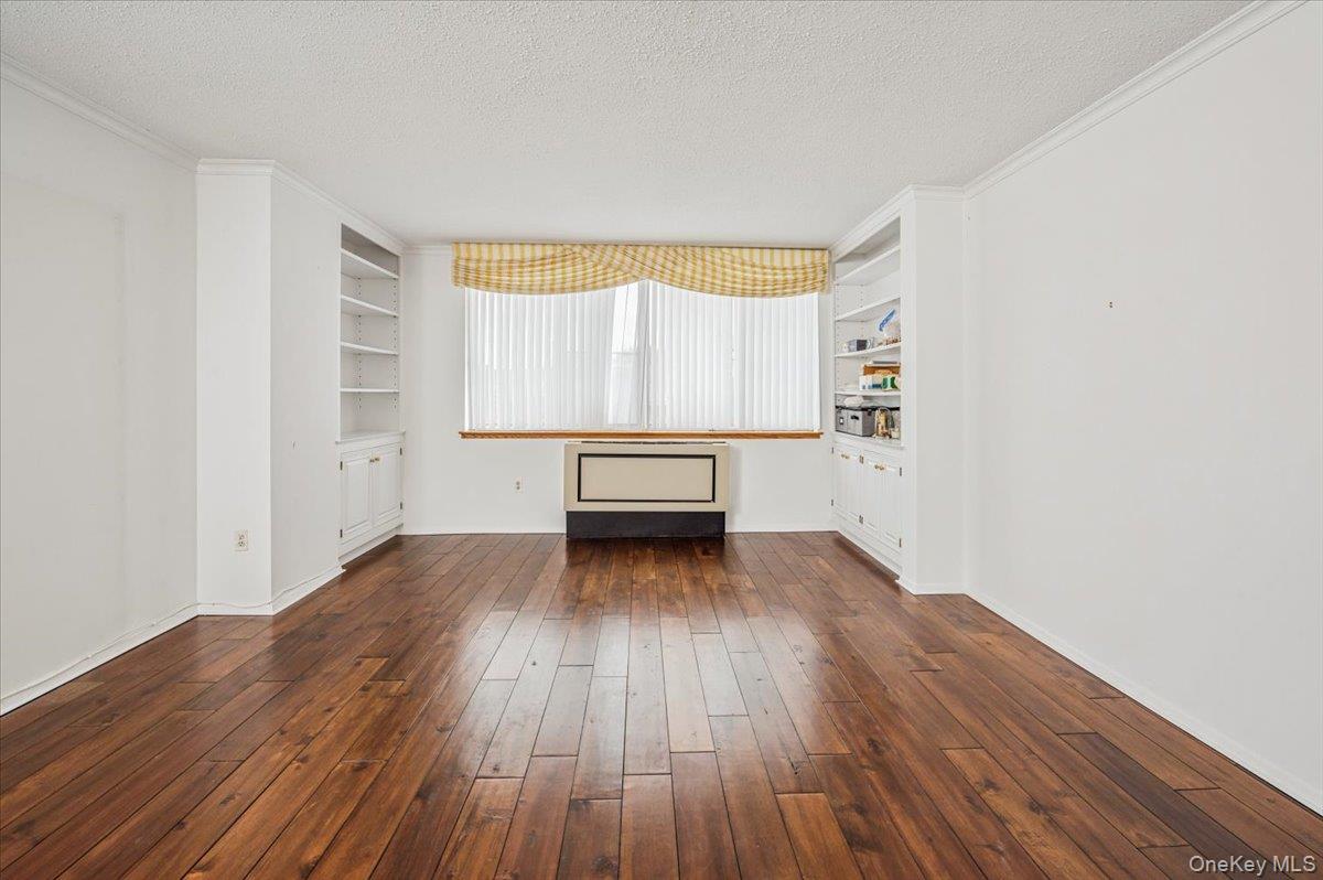 1270 North Avenue 6F