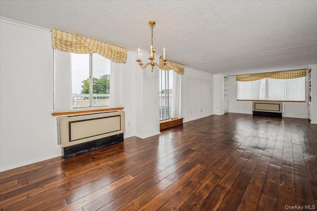 1270 North Avenue 6F