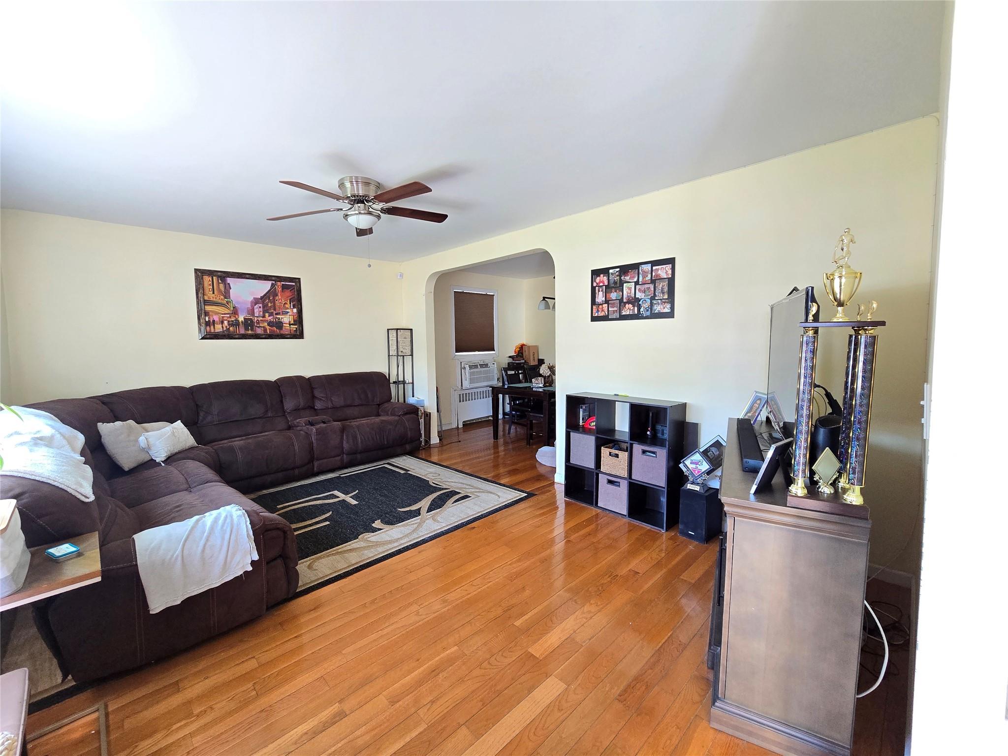 221-15 112th Avenue, Queens Village, New York image 2