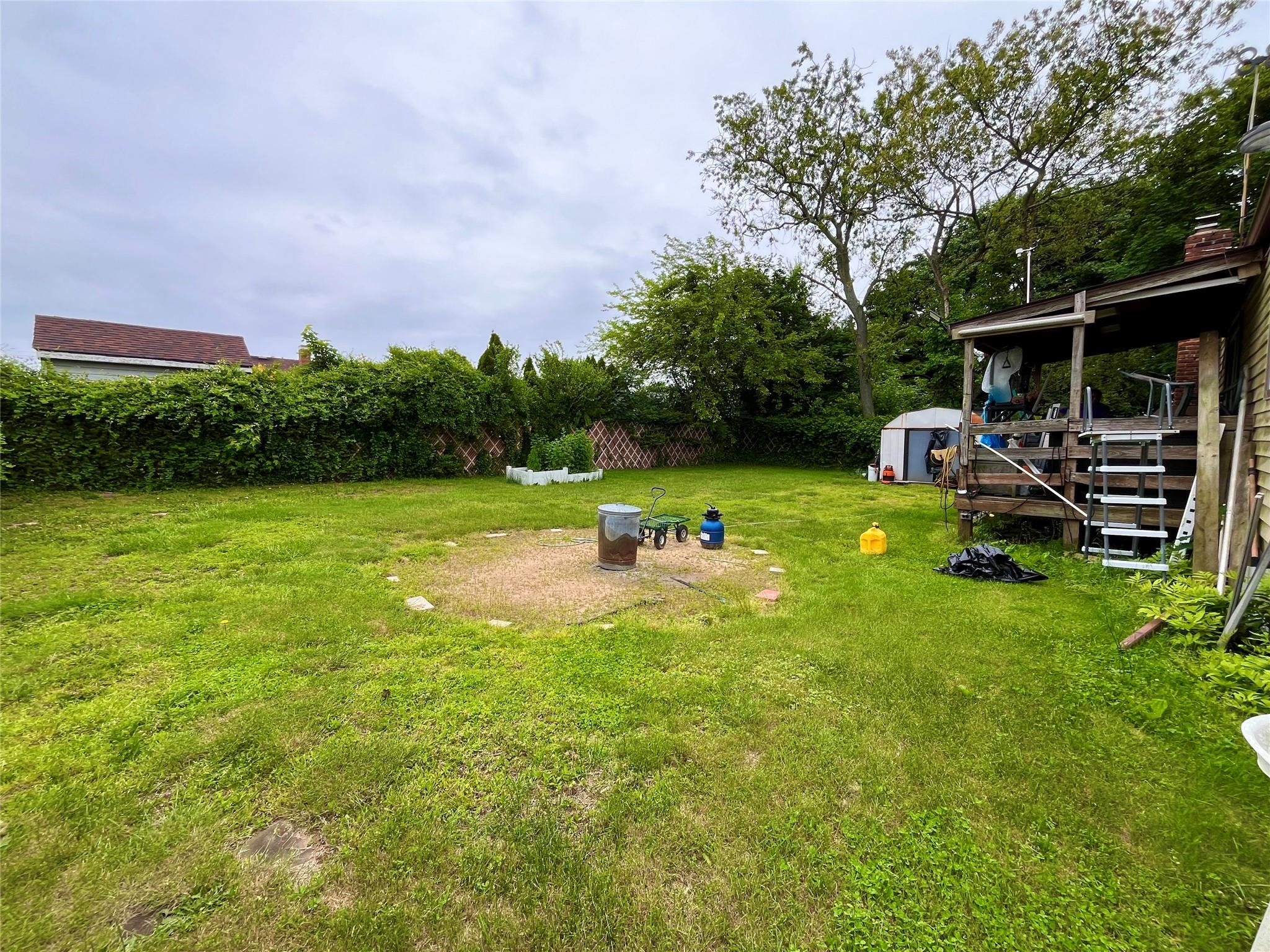 33 Perry Street, Brentwood, New York image 3