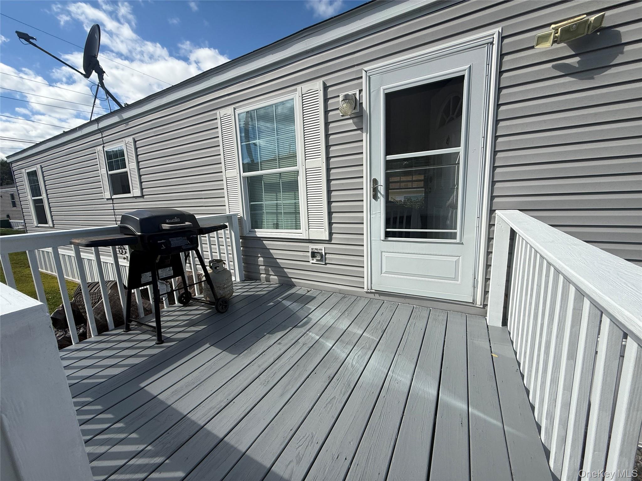 412 Sandgate Drive
