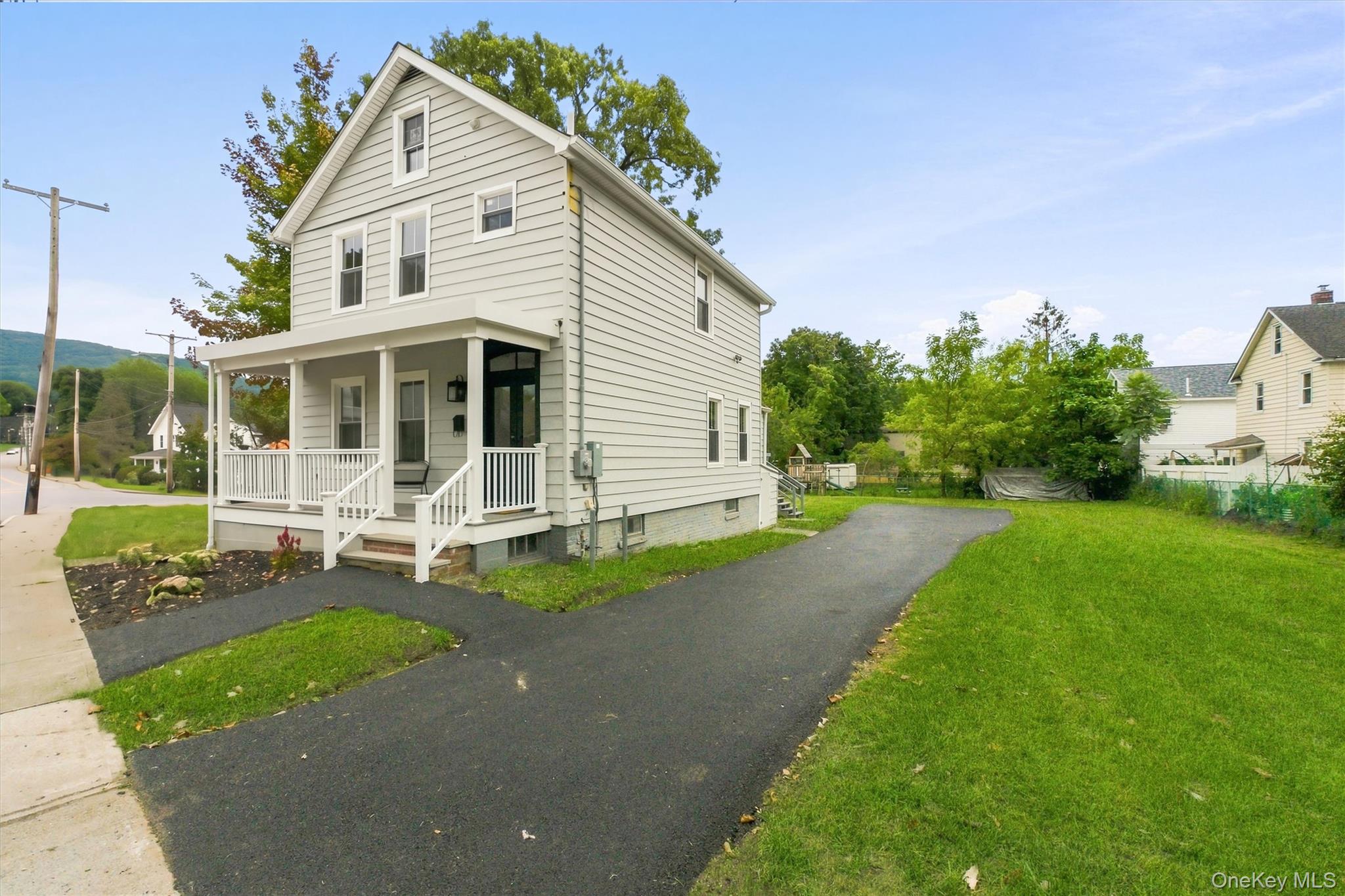 119 Verplanck Avenue