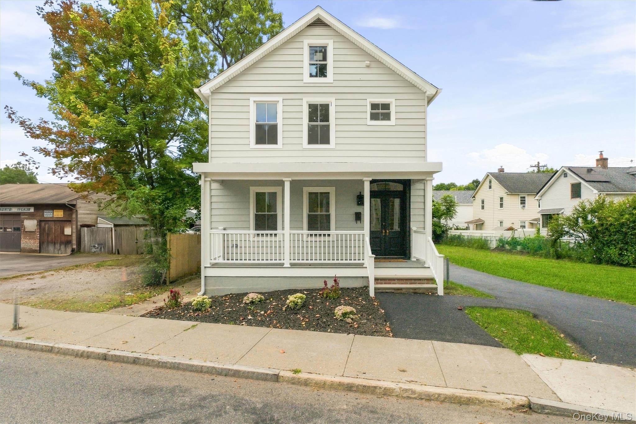 119 Verplanck Avenue
