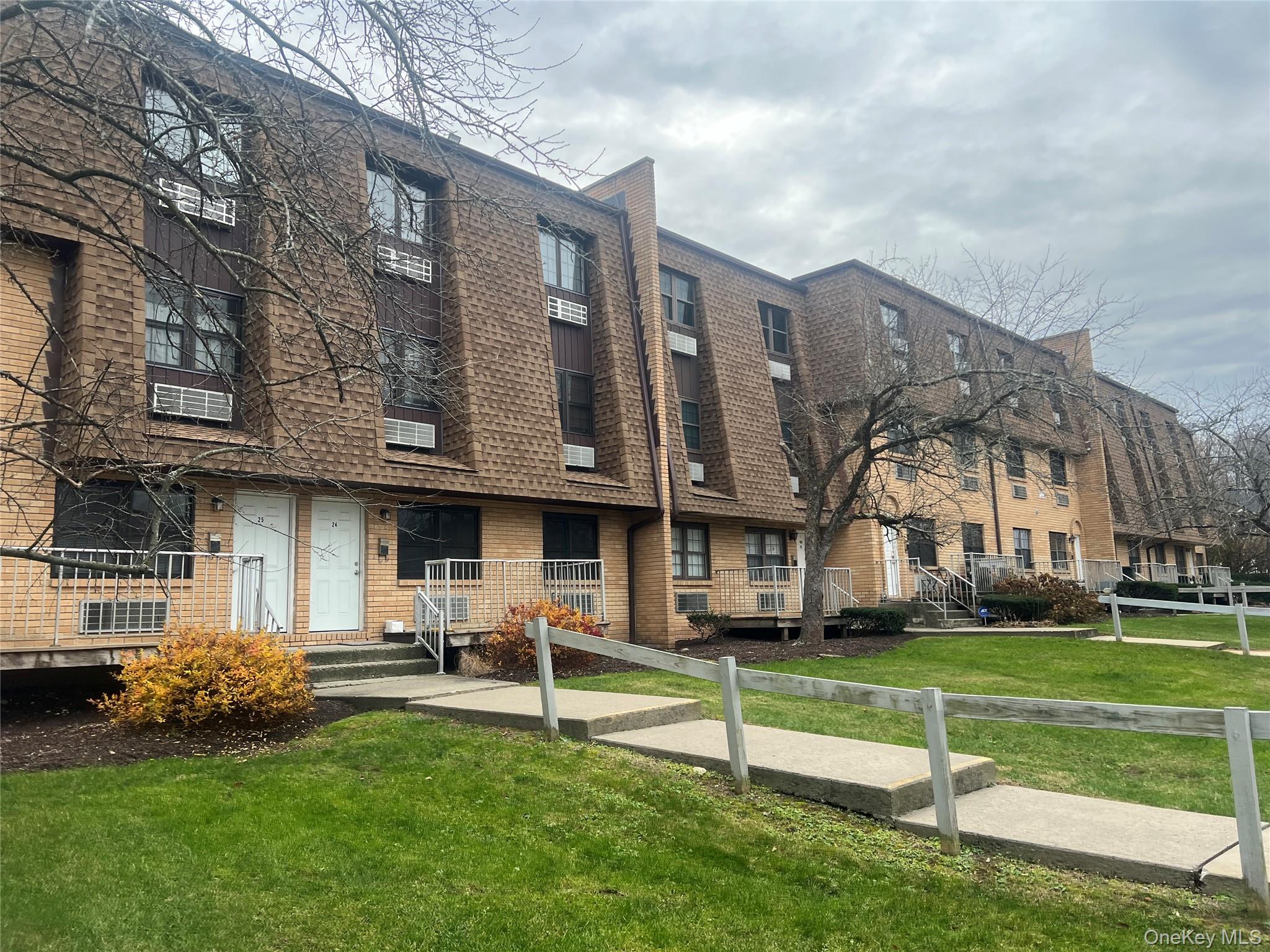 408 Carpenter Avenue 24